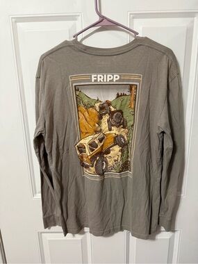 Long sleeve tee